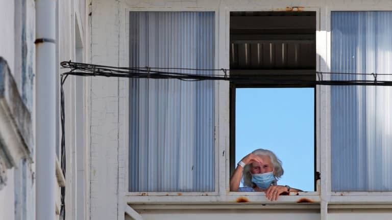 Uso de máscara deixa hoje de ser obrigatório&nbsp;