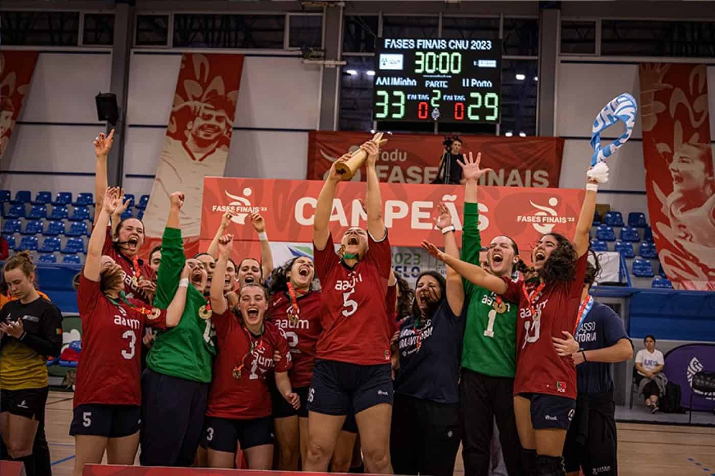 Equipa feminina de andebol da UMinho sagra-se campeã nacional universitária