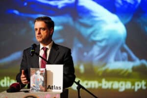 "Não aproveitar o PRR para investir nas escolas e unidades de saúde é oportunidade desperdiçada"