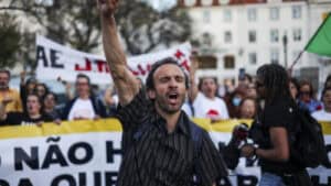 Greve de três dias nas escolas convocada pelo Stop começa hoje&nbsp;&nbsp;