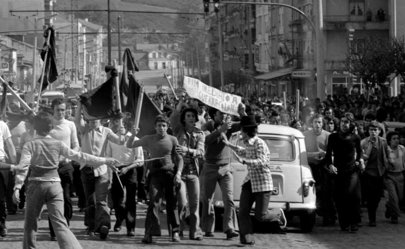 Há 49 anos, milhares de bracarenses saíram à rua para festejar a revolução