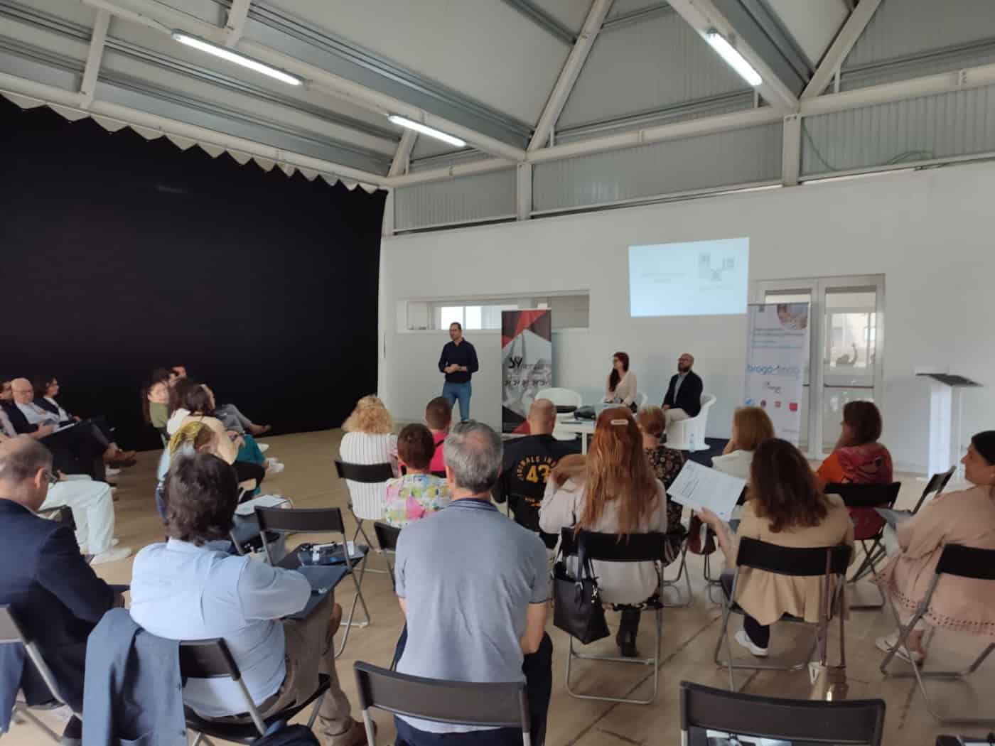 CRECOM, a nova plataforma digital dedicada à educação não-formal