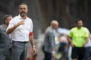 "Os meus jogadores não se cansam de ganhar e eu estou cá para ganhar com eles"