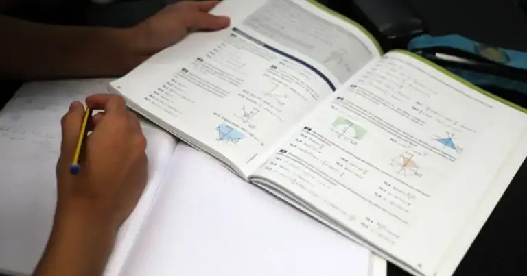 Arrancam provas de aferição com mais de 250 mil alunos a fazer provas digitais&nbsp;