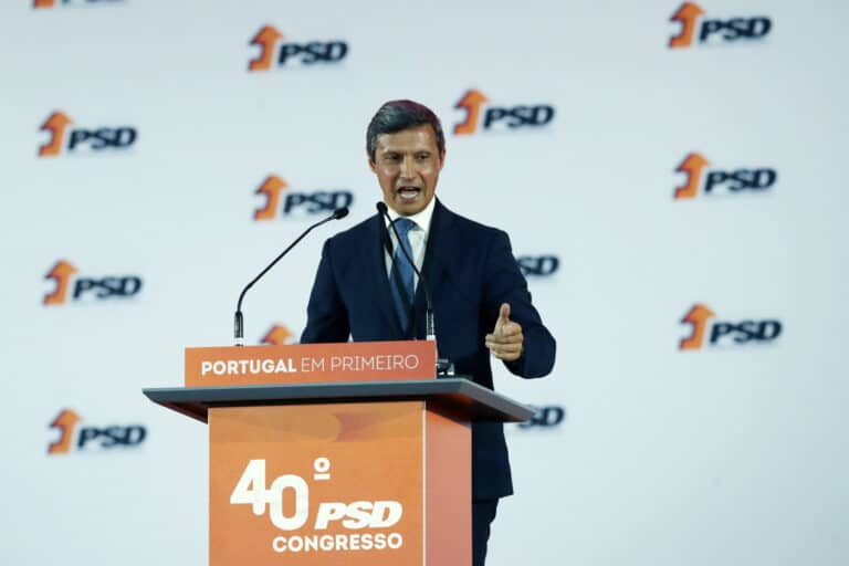“O PSD não quer eleições antecipadas, quer que haja uma governação estável”