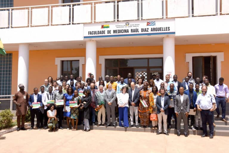 UMinho dá formação a futuros professores e médicos na Guiné-Bissau