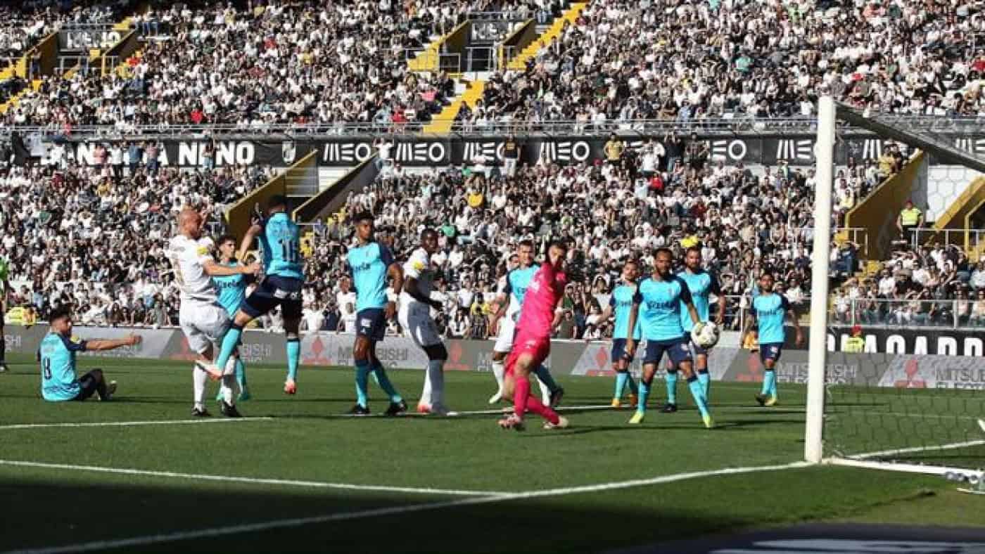 Vitória SC vence e mantém lugar europeu