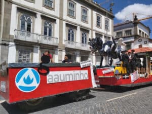 Já começou o cortejo académico em Braga