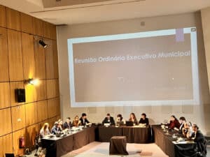 PS "envergonhado" com casos de habitação ilegal, acusa CMB de não ter projeto político