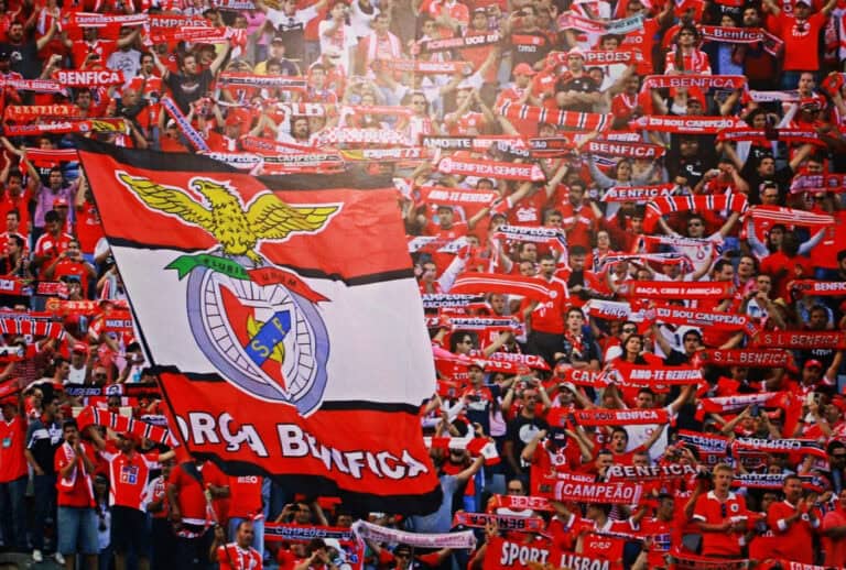 SL Benfica vence Santa Clara e conquista 38.º campeonato