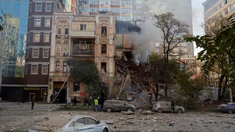 Ucrânia: Kiev sofre o “maior ataque” noturno de ‘drones’ desde a invasão&nbsp;