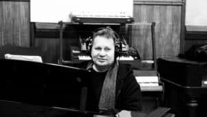 Morreu Elísio Donas, teclista dos Ornatos Violeta