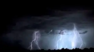 Braga em alerta amarelo devido a aguaceiros e trovoada