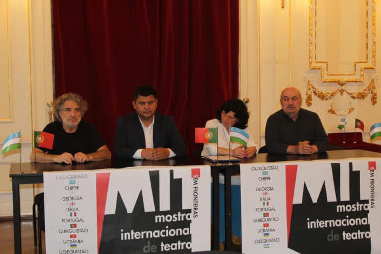 Companhias de teatro de Braga e Karshi promovem intercâmbio cultural entre Portugal e Uzbequistão