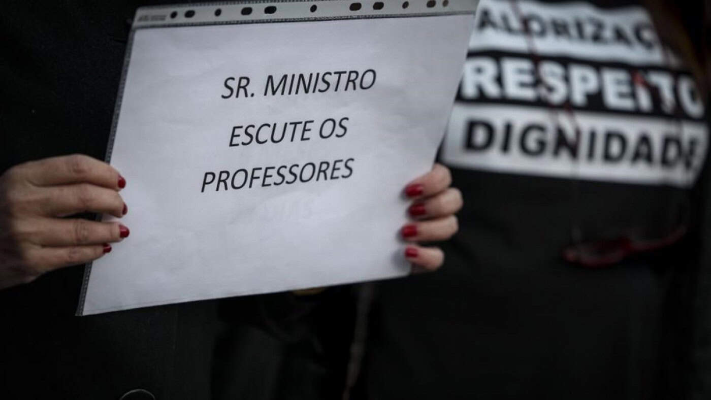 Professores marcam greve para 15 e 20 de junho às provas de aferição