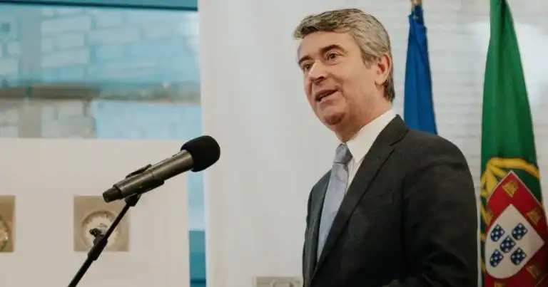 Portugal vai enviar entre 100 a 120 elementos da Proteção Civil para a incêndios no Canadá