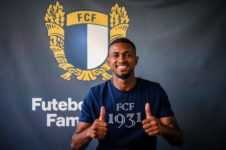 FC Famalicão adquire Otávio em definitivo