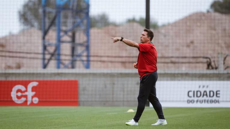 Euro sub-21: Rui Jorge adverte para fisicalidade da Geórgia