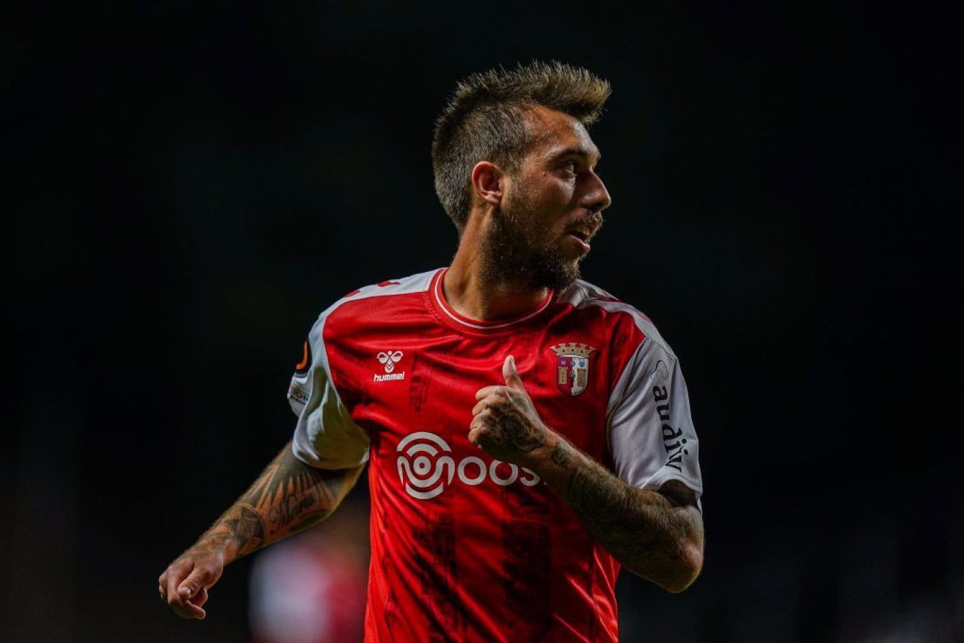 SC Braga oficializa saída de Iuri Medeiros para o Al Nasr