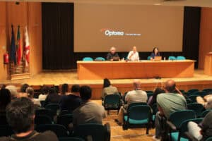 UMinho "sem condições" para integrar investigadores na carreira científica ou docente