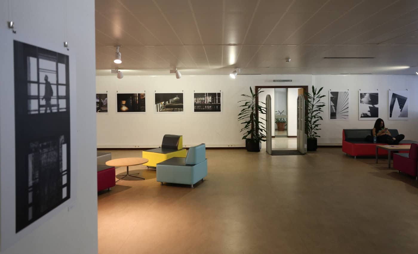 UMinho acolhe exposição de Leonor Lapa Carneiro dedicada ao campus de Azurém