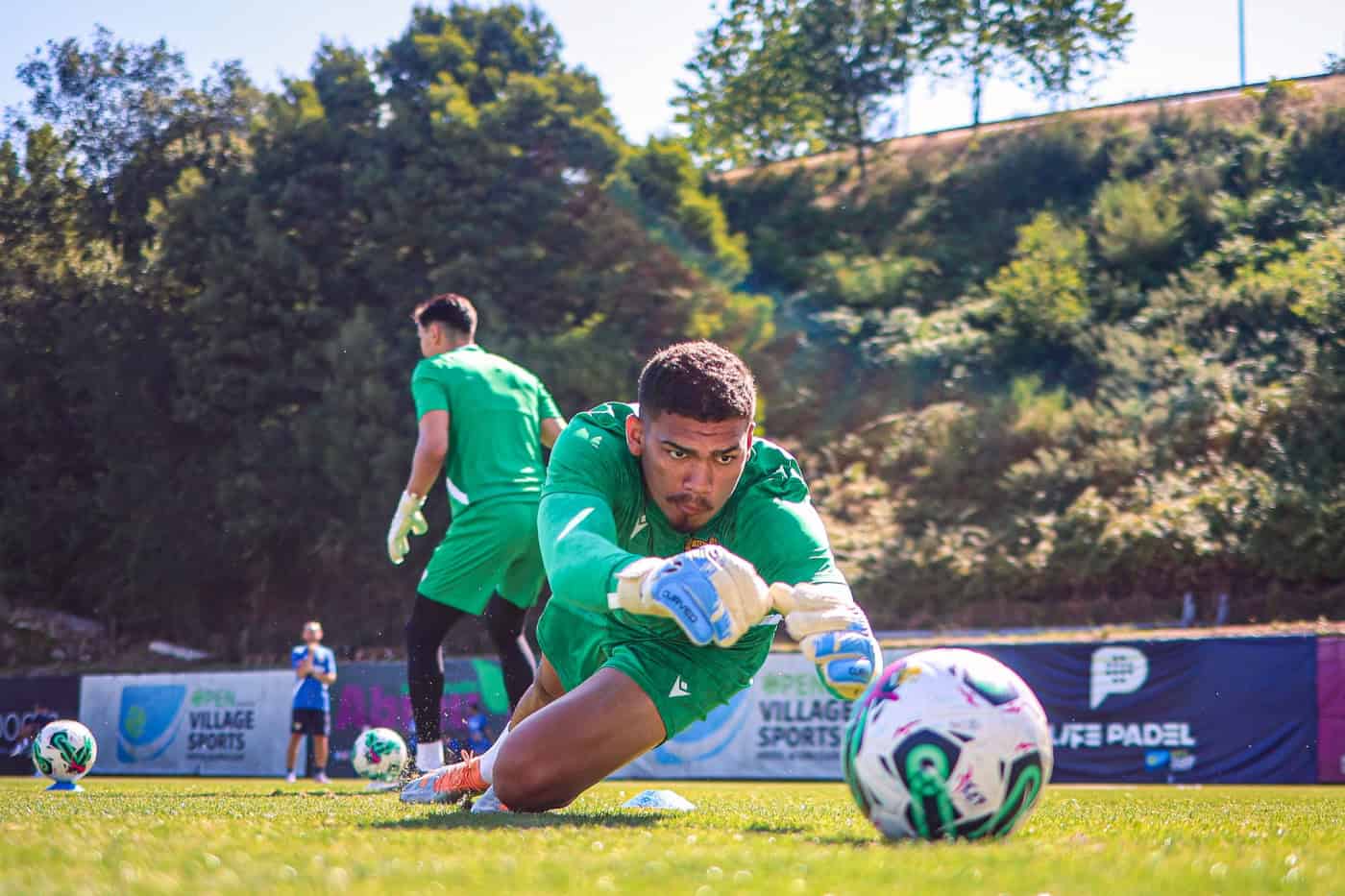 Famalicão vence Trofense em jogo-treino realizado em casa