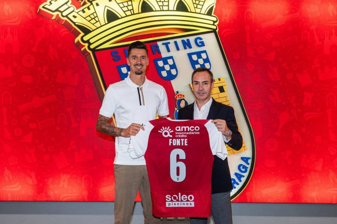 José Fonte oficializado como jogador do SCB