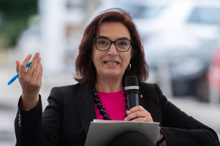 Primeiro concurso para contratação de doutorados ainda este ano e com mil vagas