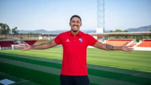 Gil Vicente contrata médio peruano Jesús Castillo por quatro épocas 