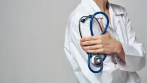 Médicos iniciam greve terça-feira e contestação na saúde intensifica-se nas próximas semanas