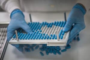 Mais de 260 medicamentos inovadores entraram no arsenal terapêutico nacional em 5 anos