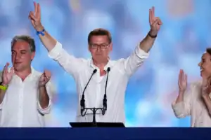 PP vence em Espanha sem conseguir maioria absoluta com VOX&nbsp;