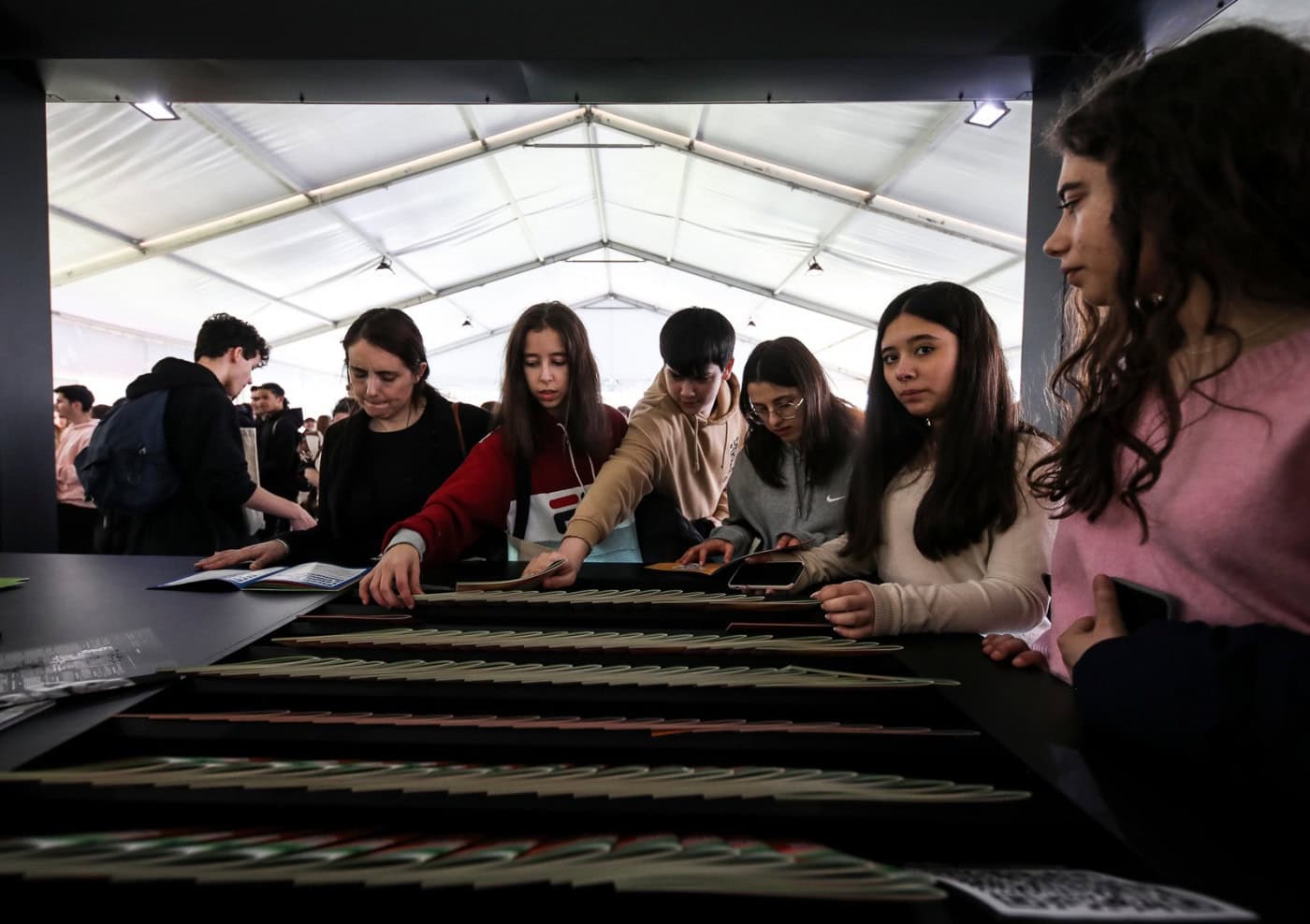 Esmagadora maioria dos jovens entre os 15 e 24 anos ainda vive com os pais&nbsp;