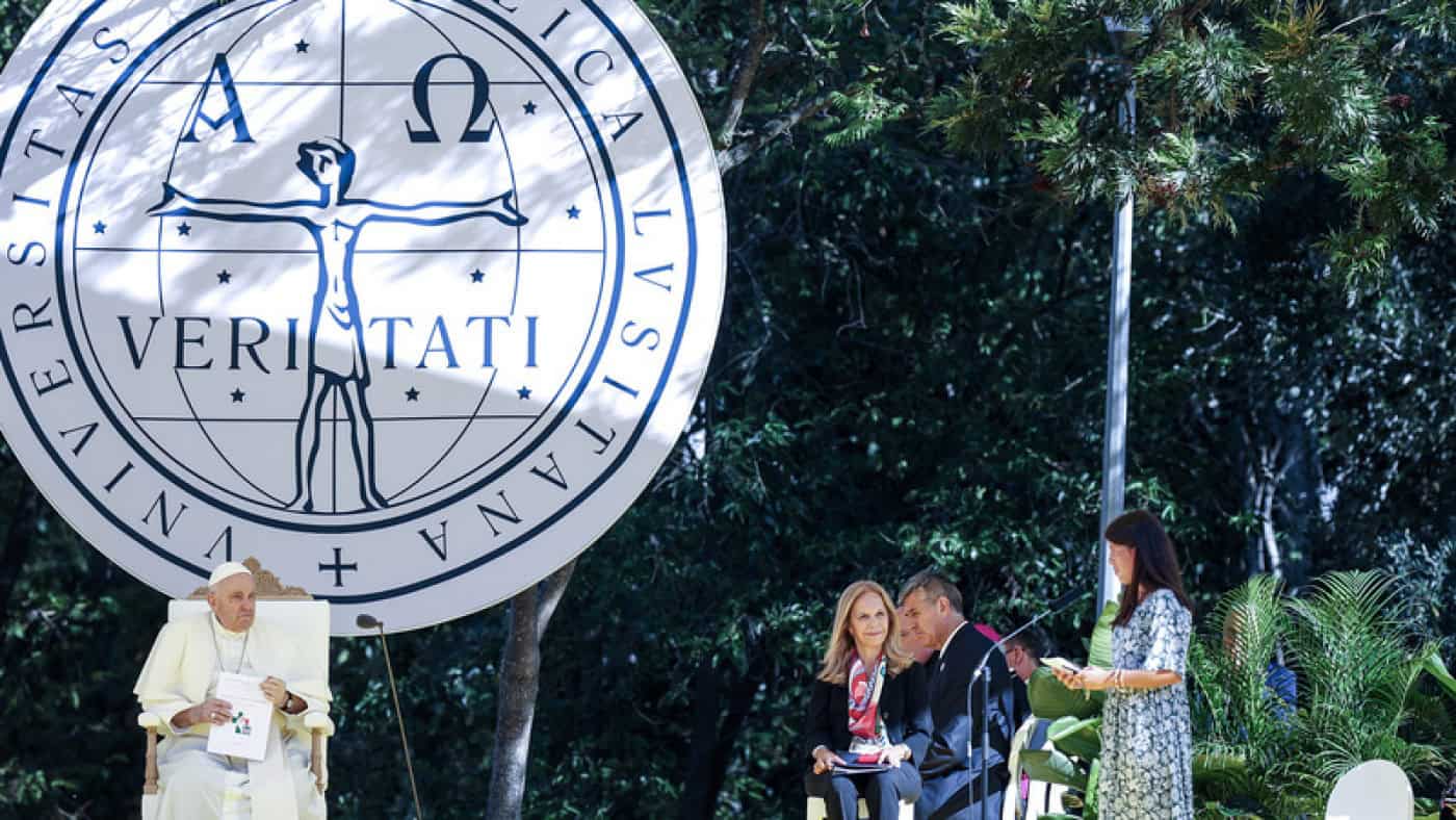 Papa Francisco desafia os jovens a serem “protagonistas da mudança”