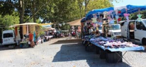 Braga. Feira deserta em agosto deixa vendedores desesperados