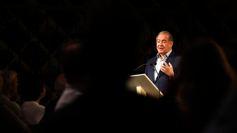 Ministro da Economia diz que crescimento do desemprego “não é dramático”