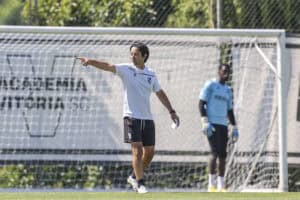 João Aroso vai assumir o comando do Vitória SC a título provisório