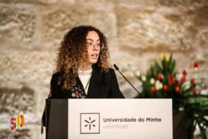 Residência privada "não é acessível a todos os estudantes, mas é uma opção"