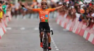 Luis Ángel Maté ganha na Guarda e Artem Nych é o novo líder da Volta a Portugal