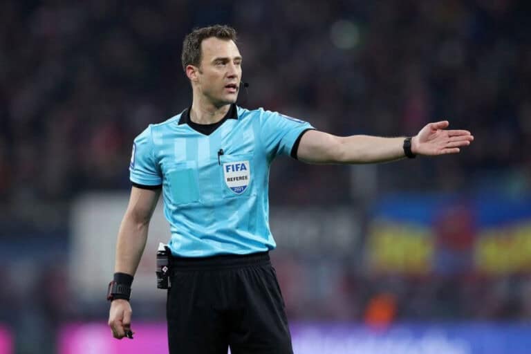 Félix Zwayer arbitra o SC Braga-Panathinaikos