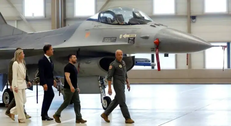 Rússia avisa que envio de caças F-16 à Ucrânia vai provocar "escalada do conflito"