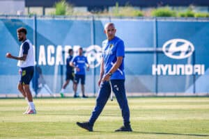 "Teremos de ser inteligentes para ultrapassar uma equipa difícil"