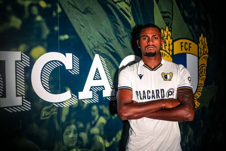 FC Famalicão defende Otávio de insultos racistas e xenófobos