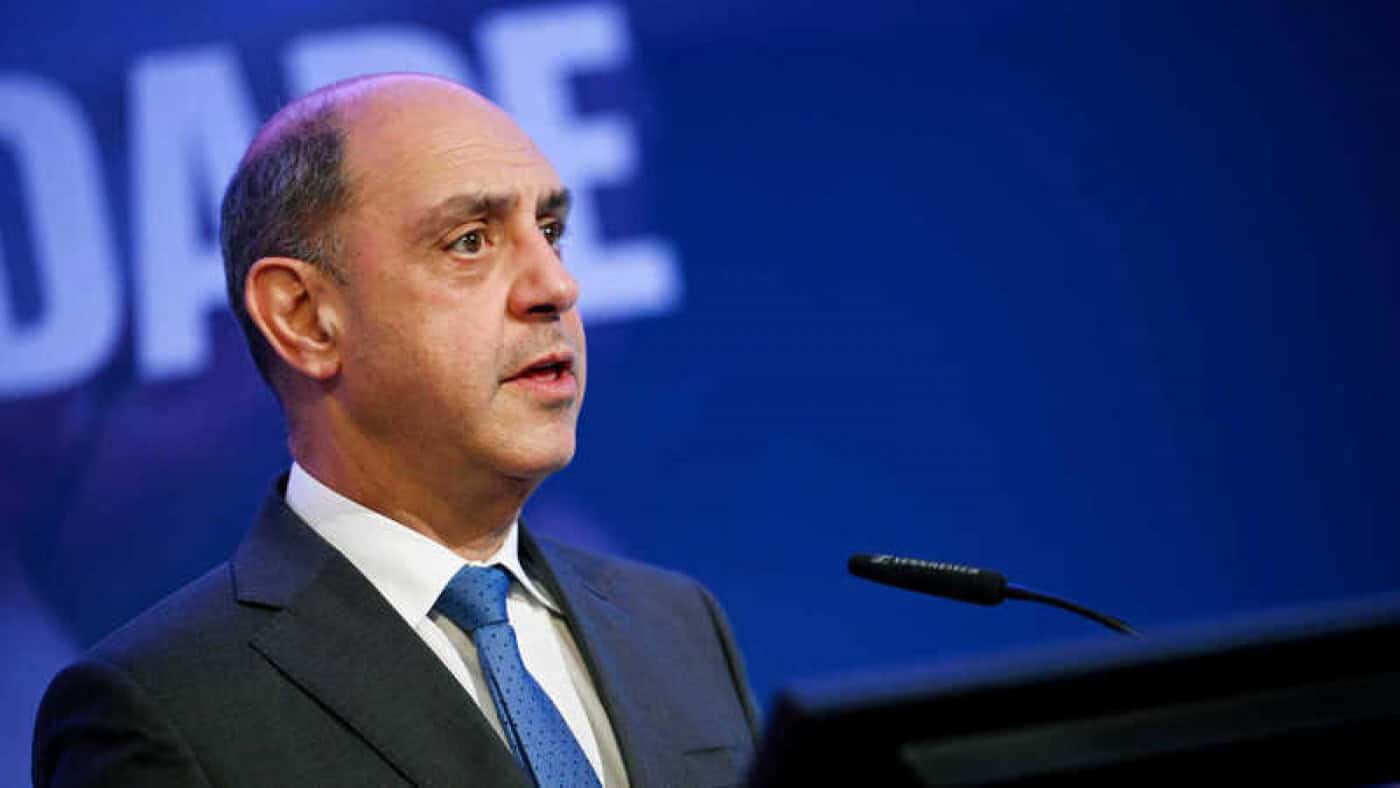 Vacinação contra covid-19 começa dia 29 de setembro