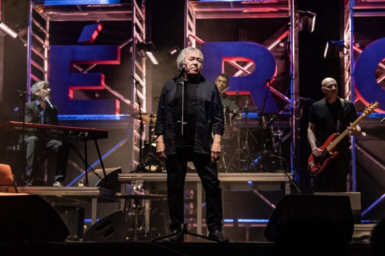 Sérgio Godinho apresenta novo espetáculo "Liberdade25" em 2024 em vários palcos nacionais