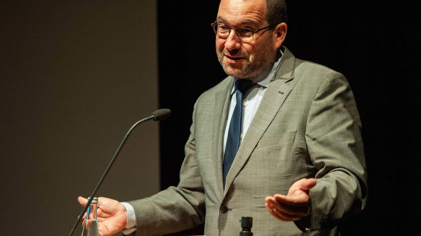 Ministro da Educação pede mais compreensão e menos instransigência aos sindicatos&nbsp;