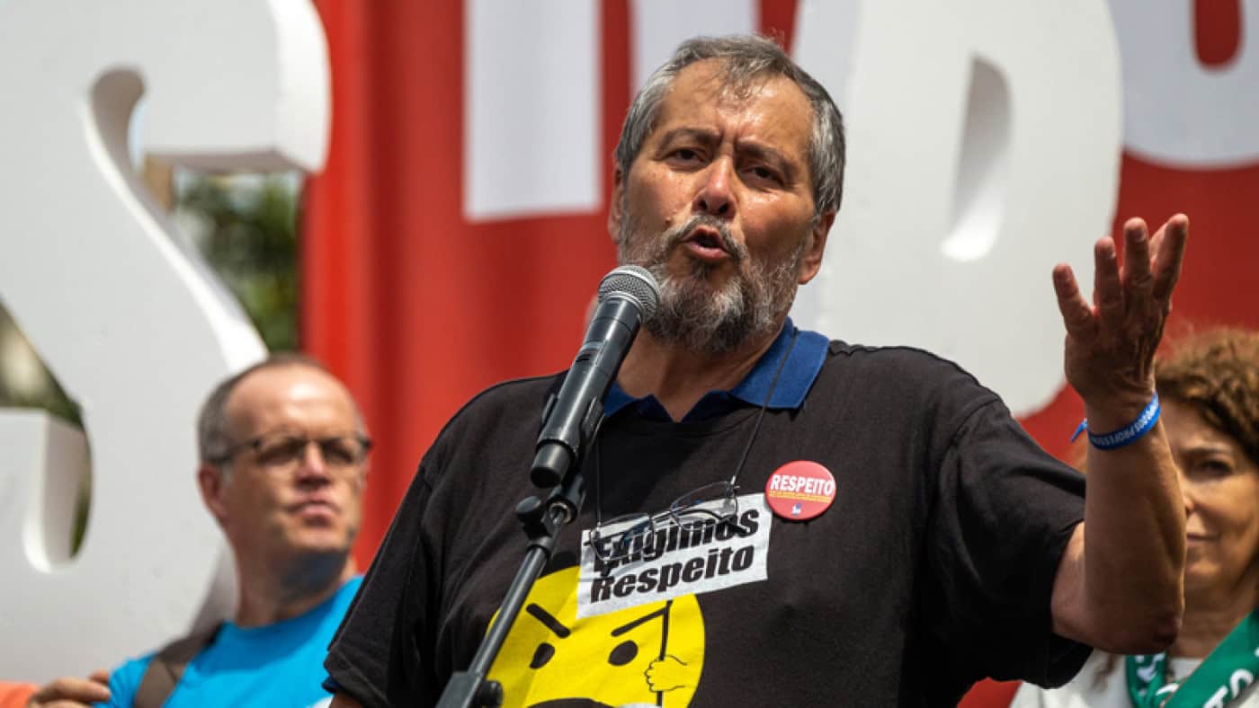 Docentes ainda sem saber se terão casa com renda acessível