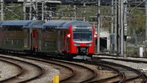 Dez anos de passe gratuito para quem entregar um carro antigo para abate 