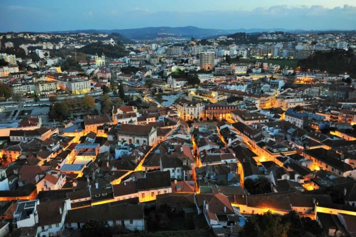 Crédito à habitação. Medidas do Governo não agradam aos partidos da oposição