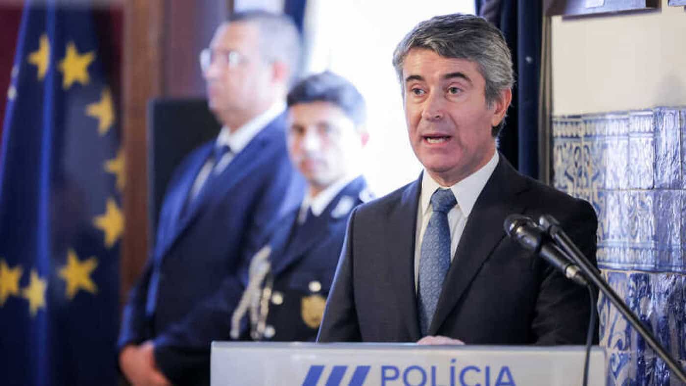 Governo quer criar "esquadras do cidadão" em juntas de freguesia